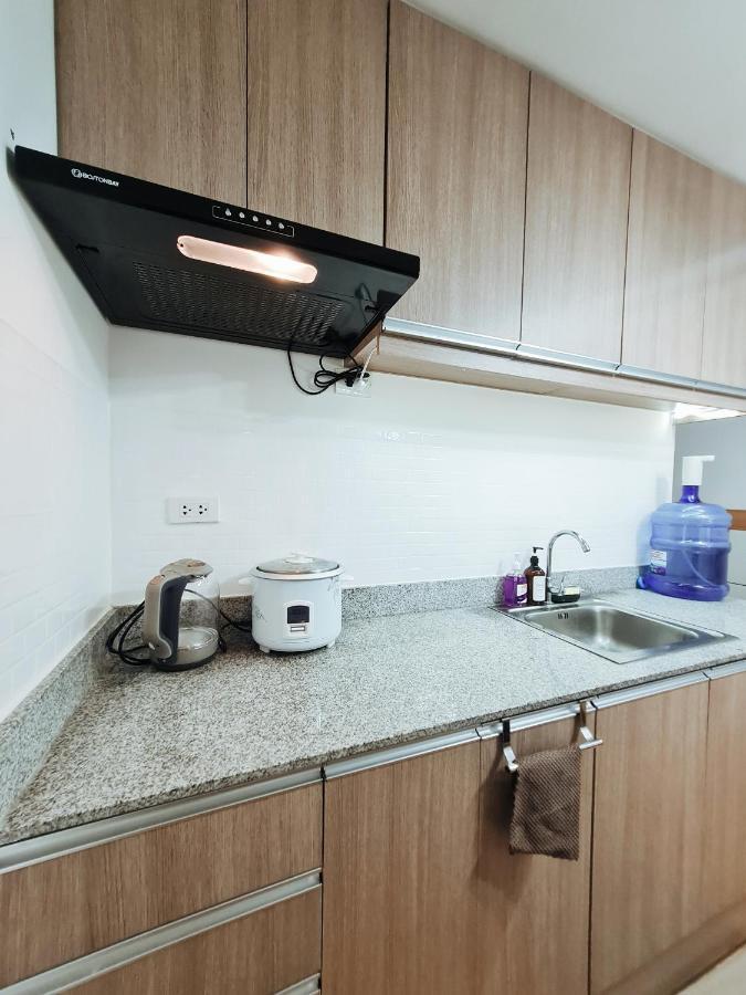 Cozy 1Br Condo Near Airport Davao City Buitenkant foto